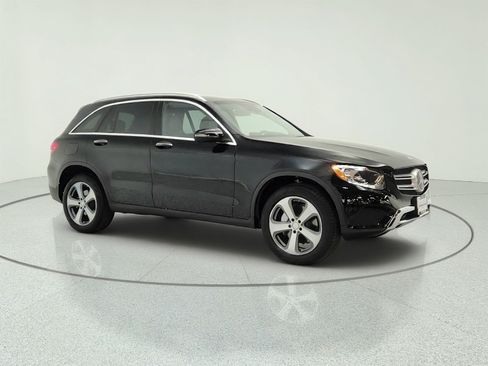 Used 2016 Mercedes-Benz GLC 300 image 3