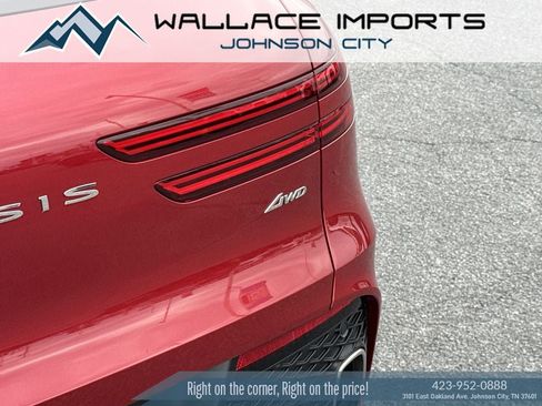 Used 2023 Genesis GV70 2.5T w/ Select Package AWD/4WD image 11