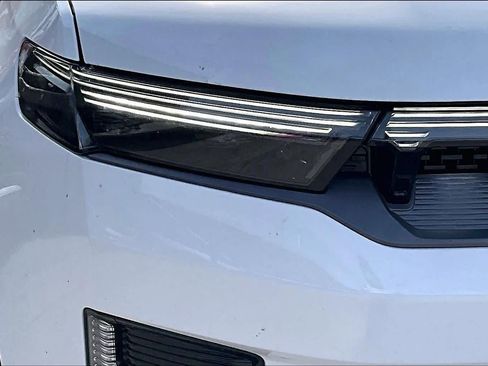 New 2026 Jeep Grand Wagoneer Summit image 14