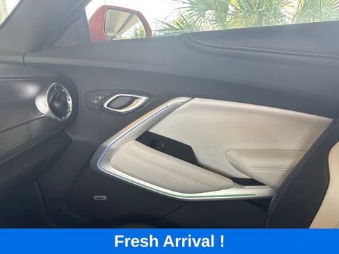 Used 2021 Chevrolet Camaro SS RWD image 10