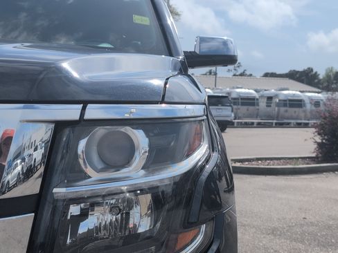 Used 2018 Chevrolet Tahoe Premier image 12