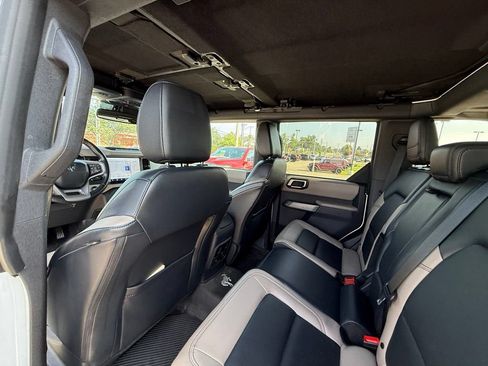 Used 2023 Ford Bronco Wildtrak AWD/4WD image 26