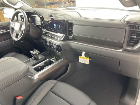 Used 2026 GMC Sierra 1500 SLT w/ SLT Premium Package image 29