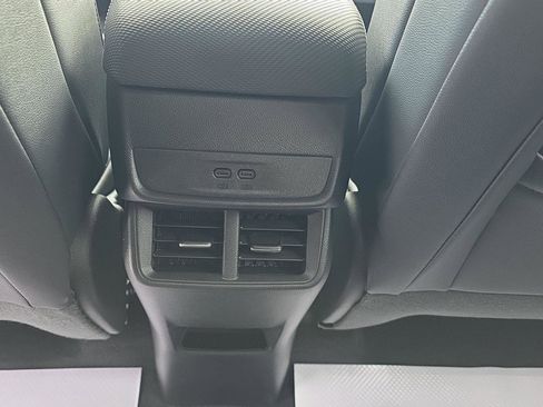 New 2026 Chevrolet Equinox LT w/ Convenience Package II image 22