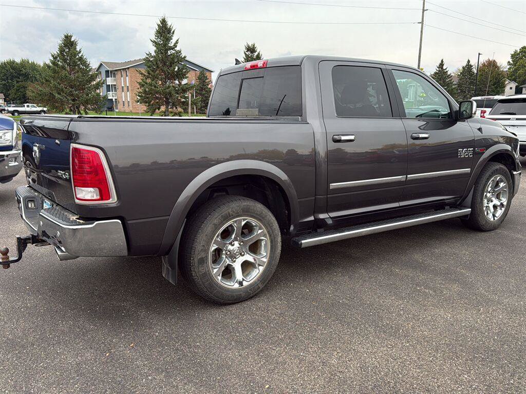 Used 2018 RAM 1500 Laramie w/ Convenience Group AWD/4WD image 6