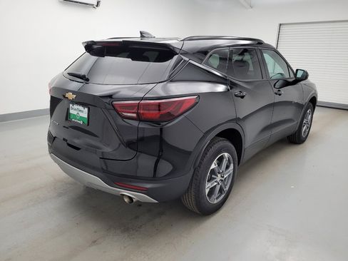Used 2024 Chevrolet Blazer LT w/ Convenience Package FWD image 9