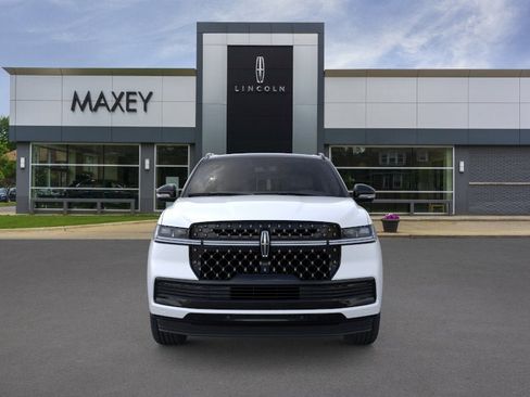 New 2026 Lincoln Navigator L Black Label w/ Black Label Special Edition AWD/4WD image 6