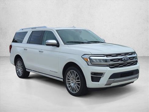 Certified 2023 Ford Expedition Max Platinum RWD image 3