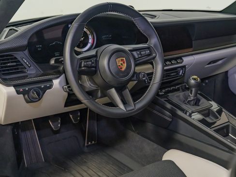 Used 2023 Porsche 911 GT3 RWD image 18