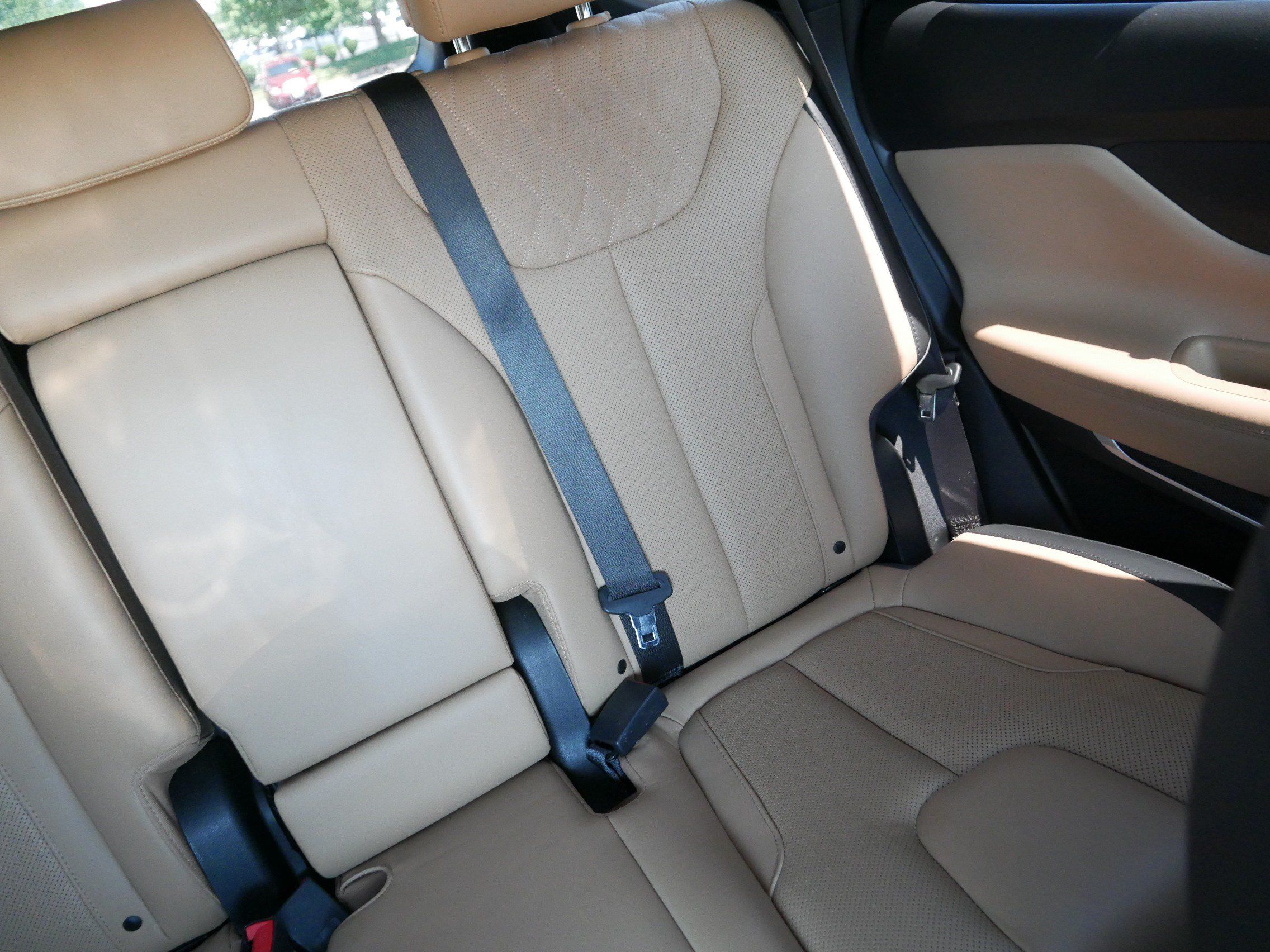 Used 2023 Hyundai Santa Fe Calligraphy AWD/4WD image 14