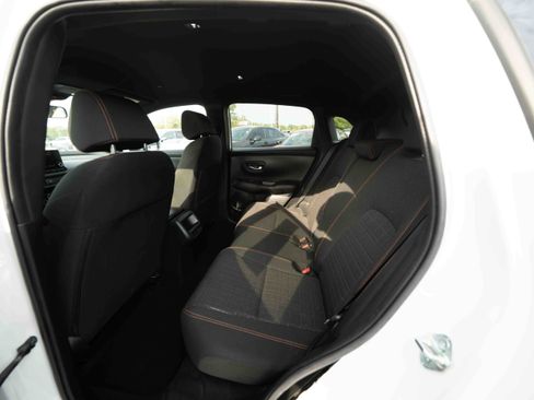 Used 2024 Honda HR-V Sport image 23