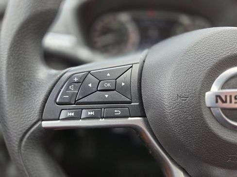 Used 2022 Nissan Altima 2.5 SV FWD image 15