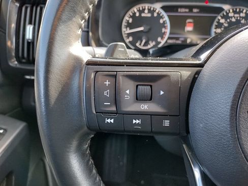 Used 2023 Nissan Pathfinder SV AWD/4WD image 22