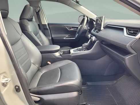 Certified 2023 Toyota RAV4 XLE Premium image 20