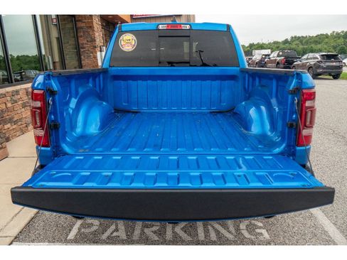 Used 2022 RAM 1500 Laramie AWD/4WD image 33