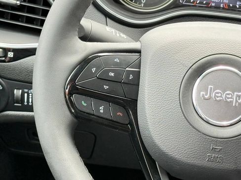 Used 2023 Jeep Cherokee Altitude Lux AWD/4WD image 21