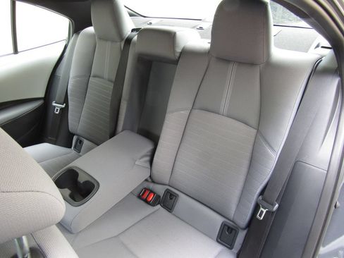Certified 2025 Toyota Corolla SE FWD image 15