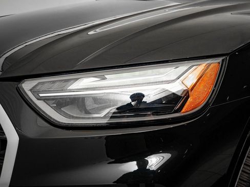 Used 2023 Audi Q5 2.0T Premium Plus w/ Premium Plus Package AWD/4WD image 16