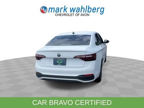 Used 2024 Volkswagen Jetta Sport FWD image 7