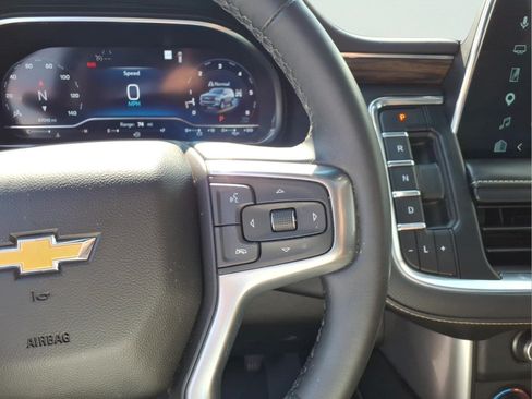 Certified 2024 Chevrolet Suburban Premier AWD/4WD image 17