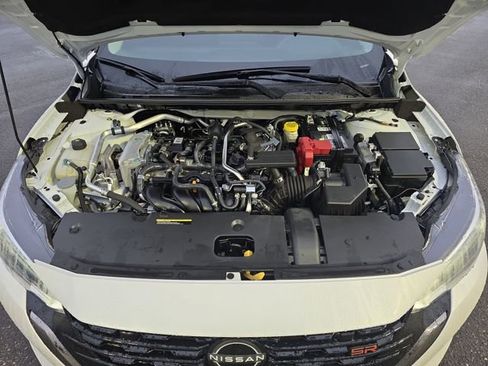 Used 2024 Nissan Sentra SR w/ SR Premium Package image 31