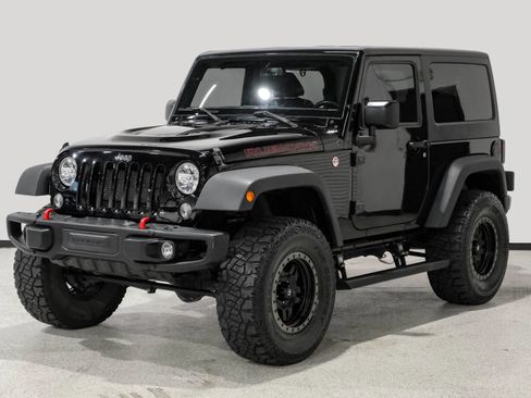 Used 2016 Jeep Wrangler Rubicon AWD/4WD image 3
