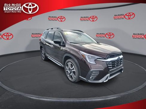 Used 2024 Subaru Ascent Touring AWD/4WD image 2
