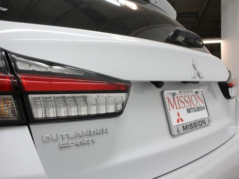 New 2026 Mitsubishi Outlander Sport ES image 4