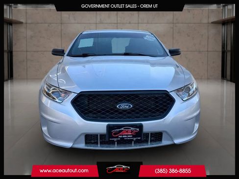 Used 2018 Ford Taurus Police Interceptor AWD image 4