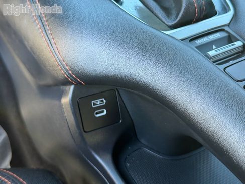 Certified 2025 Honda HR-V Sport image 33