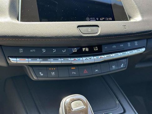 Used 2021 Cadillac XT4 Sport AWD/4WD image 21