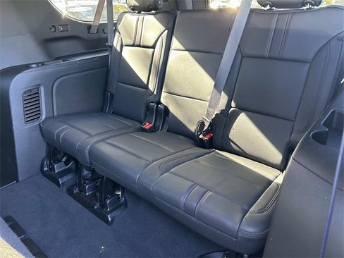 Used 2024 Chevrolet Suburban RST image 25