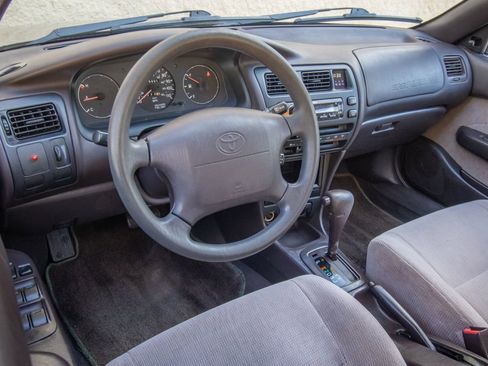 Used 1995 Toyota Corolla DX image 12
