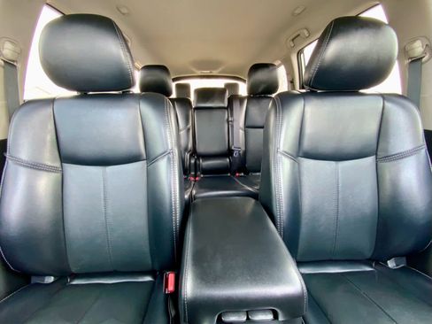Used 2020 Nissan Pathfinder SL AWD/4WD image 28