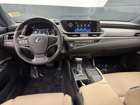 Used 2021 Lexus ES 350 Luxury w/ Accessory Package 2 image 8