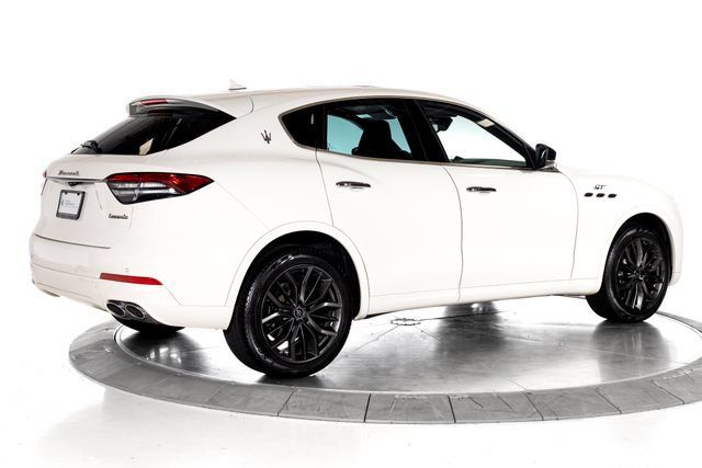 Used 2024 Maserati Levante GT Ultima AWD/4WD image 6