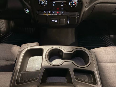 Used 2024 Chevrolet Silverado 1500 Custom image 25