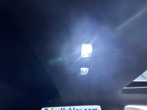 Used 2024 Chevrolet Silverado 2500 High Country w/ High Country Premium Package image 37