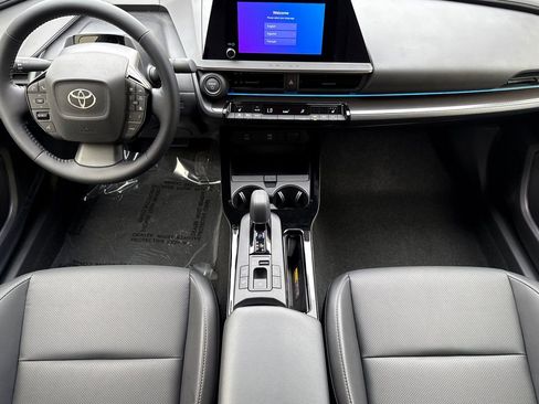 New 2026 Toyota Prius Plug-In Hybrid FWD image 14