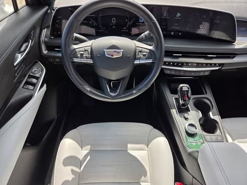 Used 2024 Cadillac XT4 Sport FWD image 12