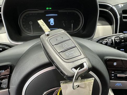 Certified 2023 Hyundai Tucson SE image 28