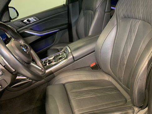 Used 2024 BMW X7 M60i AWD/4WD image 18
