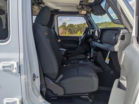 New 2026 Jeep Gladiator Mojave image 45