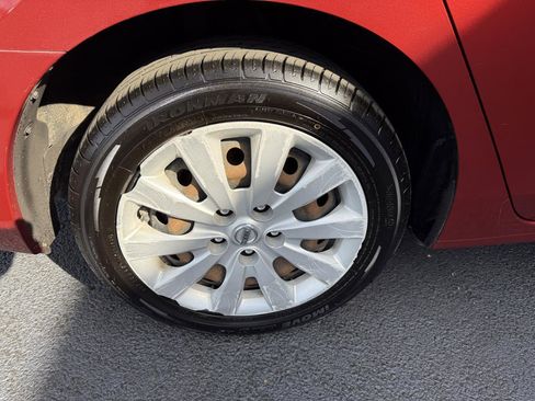 Used 2015 Nissan Sentra SV image 23