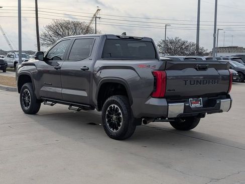 Used 2024 Toyota Tundra SR5 image 9