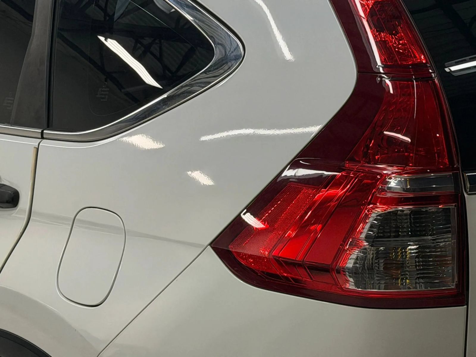 Used 2016 Honda CR-V LX image 12