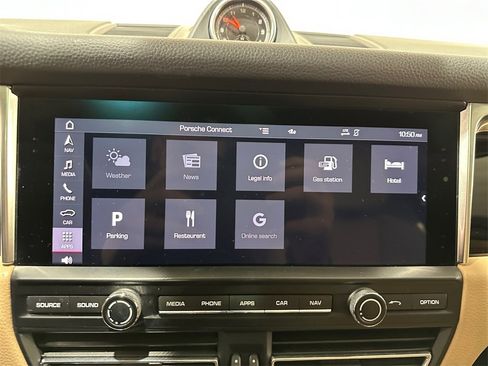 Used 2021 Porsche Macan S image 17