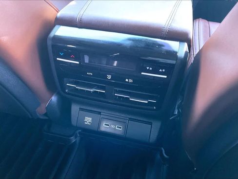 Used 2023 Acura MDX SH-AWD w/ Technology Package image 36