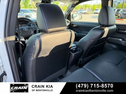 Used 2022 Toyota Tacoma TRD Pro AWD/4WD image 26