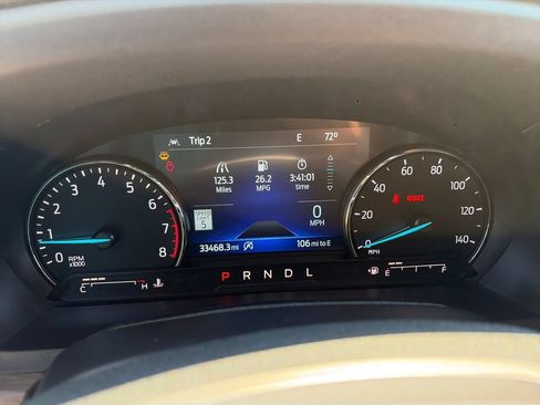 Used 2024 Ford Explorer Limited w/ Equipment Group 301A RWD image 17